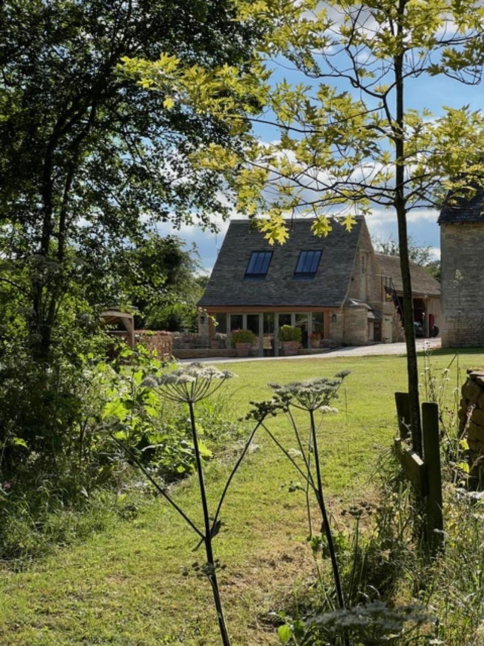 Idyllic Secluded Hideaway With Countryside Views On The Edge Of The Cotswolds Villa Hailey Екстериор снимка